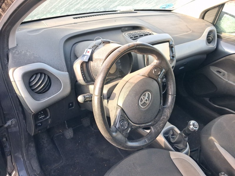 toyota aygo (_b4_) del año 2018