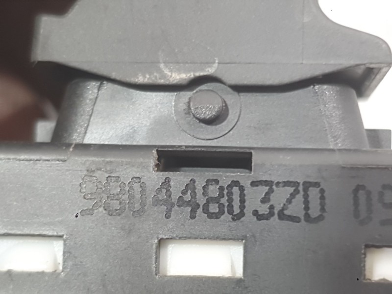 Recambio de mando elevalunas delantero derecho para toyota proace city furgoneta/monovolumen (bpz_) 1.5 d-4d 100 (bpzmd) referen
