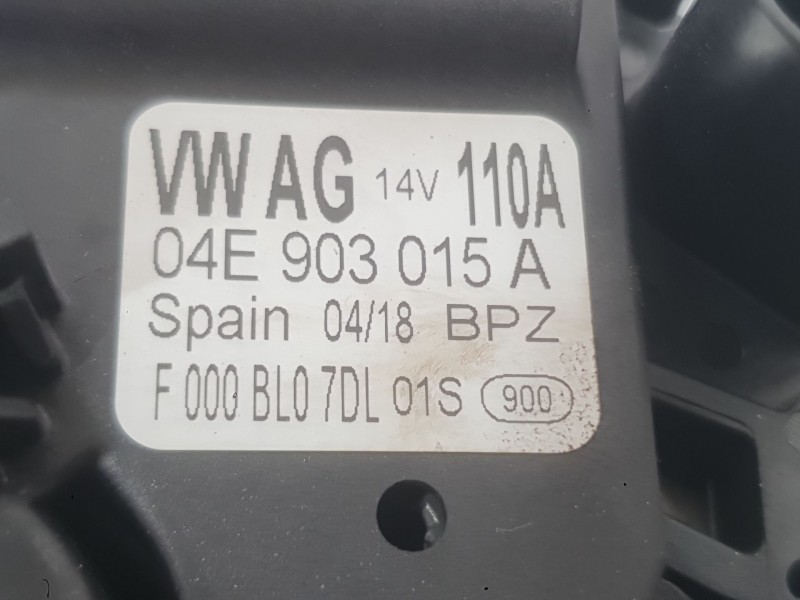 Recambio de alternador para volkswagen polo advance referencia OEM IAM 04E903015H  