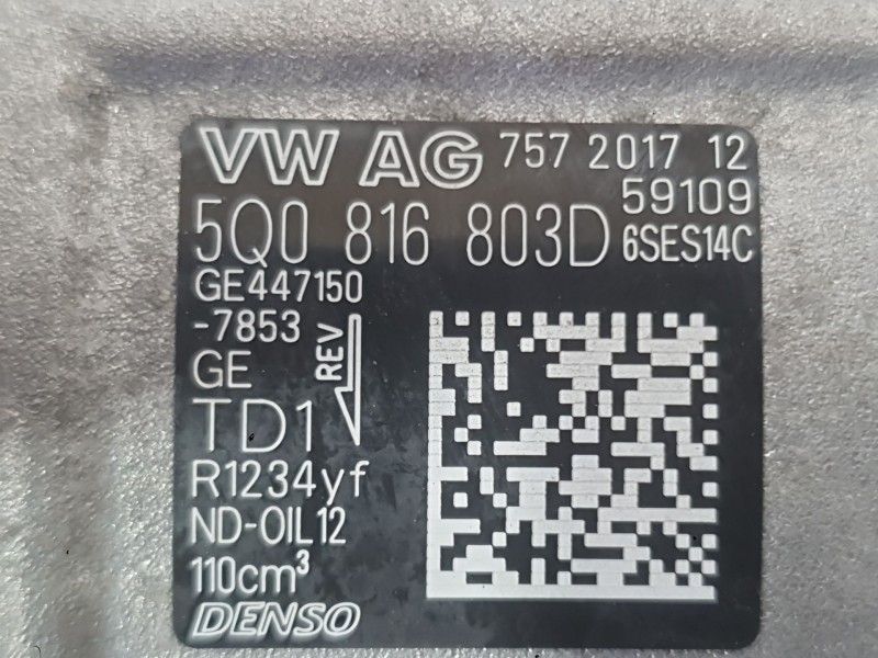Recambio de compresor aire acondicionado para volkswagen polo advance referencia OEM IAM 5Q0816803D  