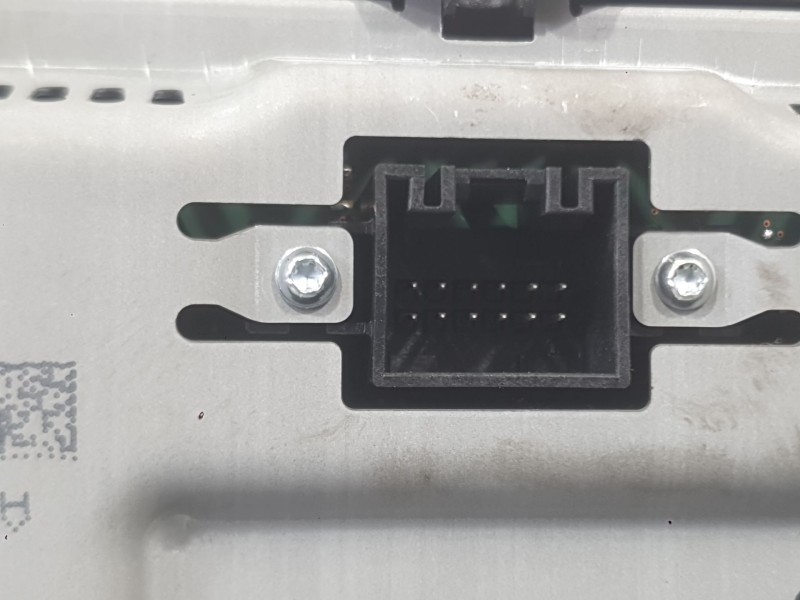 Recambio de sistema navegacion gps para volkswagen polo advance referencia OEM IAM 17A035867  
