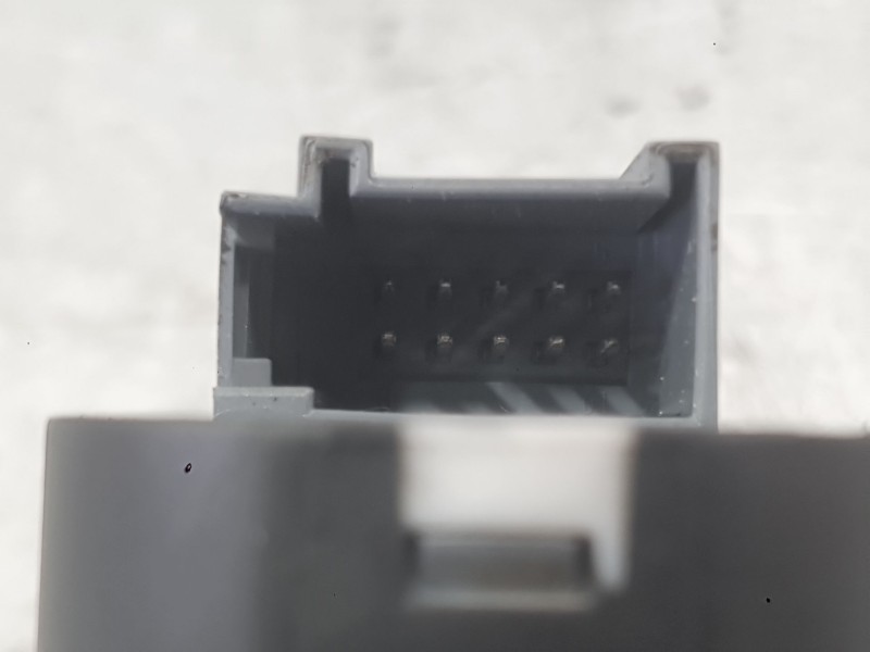 Recambio de mando retrovisor para volkswagen polo advance referencia OEM IAM   