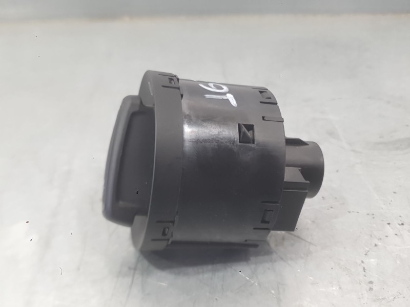 Recambio de mando luces para volkswagen polo advance referencia OEM IAM 5G0941431AG  