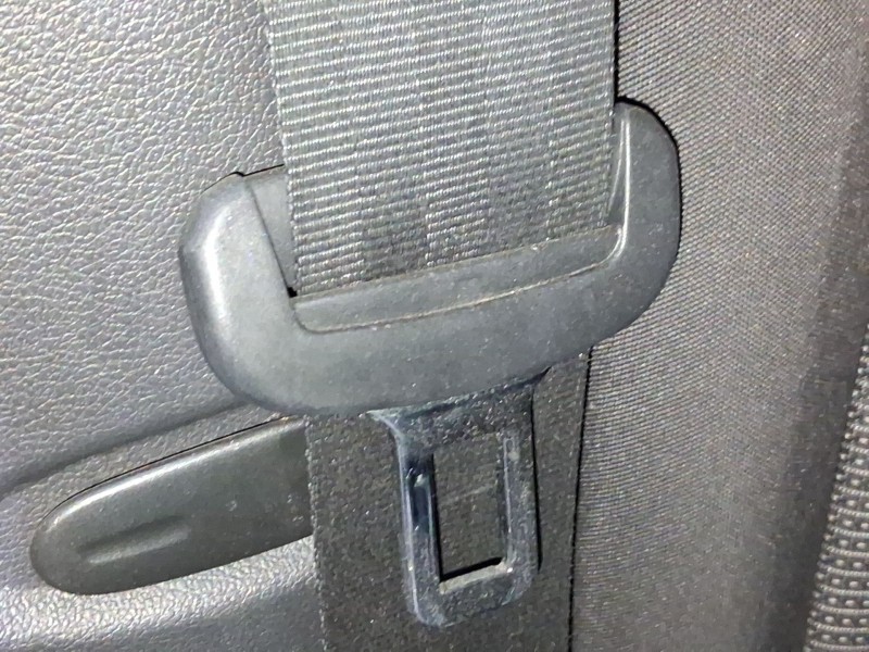 Recambio de cinturon seguridad trasero derecho para seat leon st (5f8) 1.4 tgi referencia OEM IAM 5F0857805CRAA  