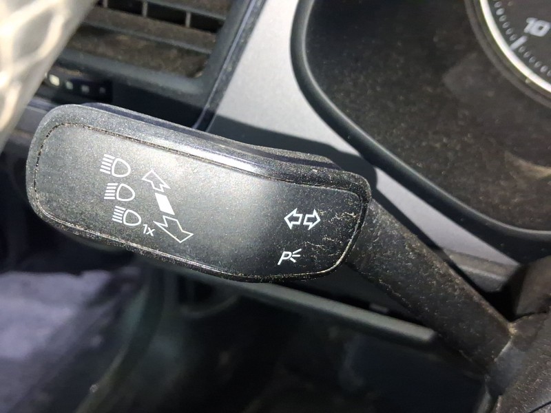 Recambio de mando luces y limpia para seat leon st (5f8) 1.4 tgi referencia OEM IAM 5Q0953513AGIGI  