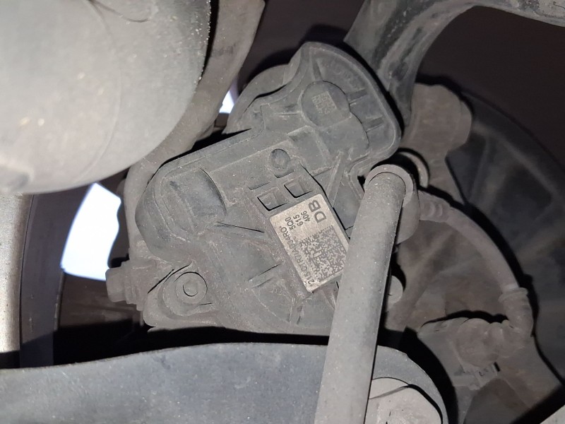Recambio de pinza freno trasera derecha para seat leon st (5f8) 1.4 tgi referencia OEM IAM 5Q0615424A 8D0698671 