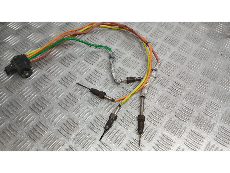 Recambio de sensor para renault captur ii (hf_) blue dci 115 (hfad) referencia OEM IAM 226586560R DE TEMPERATURA DENSO 265800072