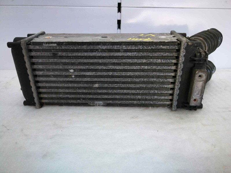Recambio de intercooler para citroën c4 berlina sx referencia OEM IAM 0384H5  