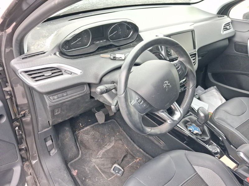 peugeot 2008 i (cu_) del año 2018