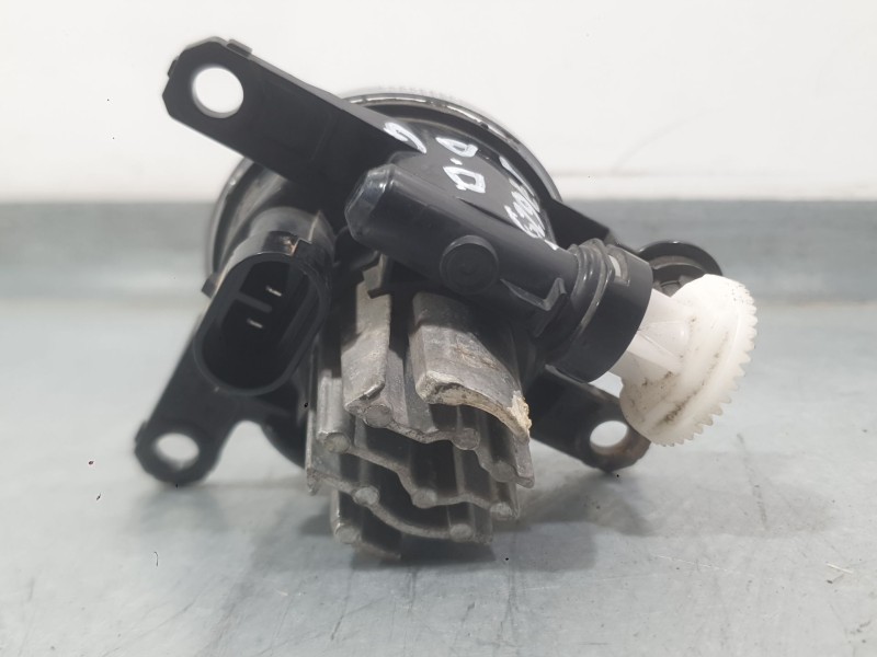 Recambio de faro antiniebla derecho para opel corsa f (p2jo) 1.2 (68) referencia OEM IAM 13497330  