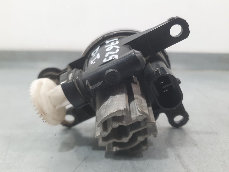 Recambio de faro antiniebla izquierdo para opel corsa f (p2jo) 1.2 (68) referencia OEM IAM 13497329  