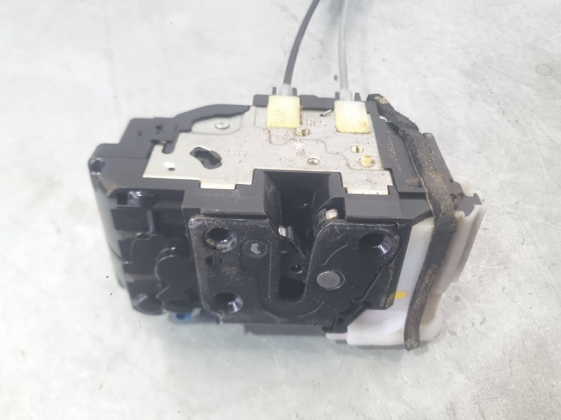 Recambio de cerradura puerta delantera derecha para hyundai i20 i (pb, pbt) 1.2 referencia OEM IAM 813201J030  