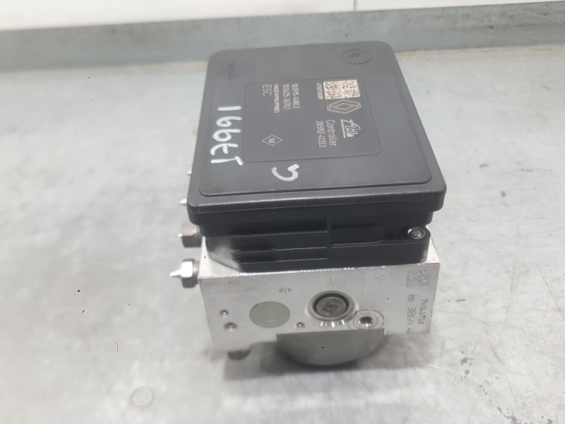 Recambio de abs para renault megane iv hatchback (b9a/m/n_) 1.2 tce 130 (b9mr) referencia OEM IAM 476607355R  