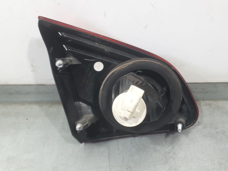 Recambio de piloto trasero derecho interior para nissan qashqai i (j10, nj10) 1.5 dci referencia OEM IAM B26550BR01A  