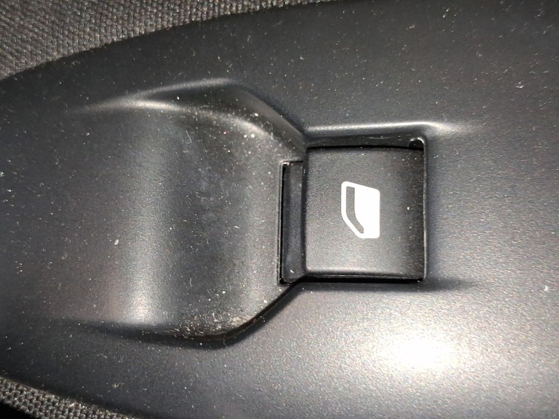 Recambio de mando elevalunas delantero derecho para peugeot 2008 i (cu_) 1.2 thp 110 / puretech 110 referencia OEM IAM 96751115Z
