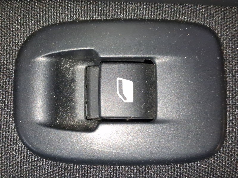 Recambio de mando elevalunas trasero derecho para peugeot 2008 i (cu_) 1.2 thp 110 / puretech 110 referencia OEM IAM 96751119ZD 