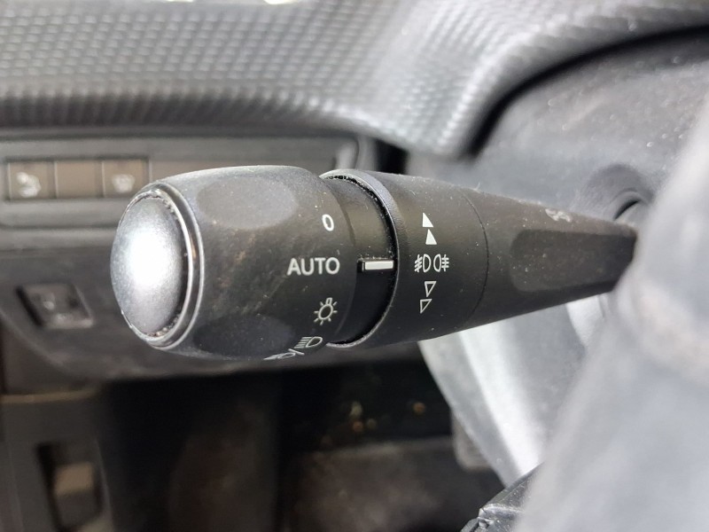 Recambio de mando luces y limpia para peugeot 2008 i (cu_) 1.2 thp 110 / puretech 110 referencia OEM IAM 98154507ZD  