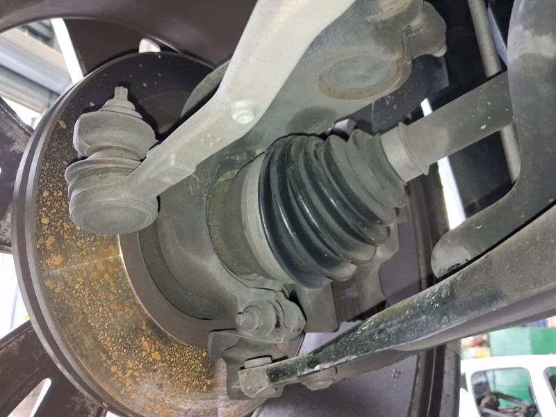 Recambio de mangueta delantera izquierda para peugeot 2008 i (cu_) 1.2 thp 110 / puretech 110 referencia OEM IAM 364690  