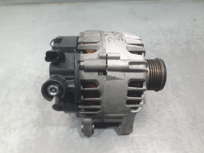 Recambio de alternador para opel corsa f (p2jo) 1.2 (68) referencia OEM IAM 9835689480 2740473C VALEO