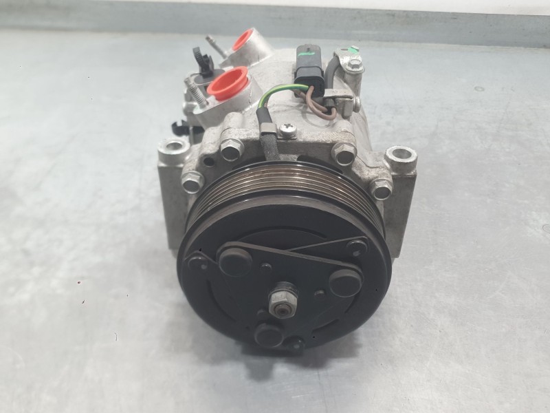Recambio de compresor aire acondicionado para opel corsa f (p2jo) 1.2 (68) referencia OEM IAM 9827596080 9827596380 