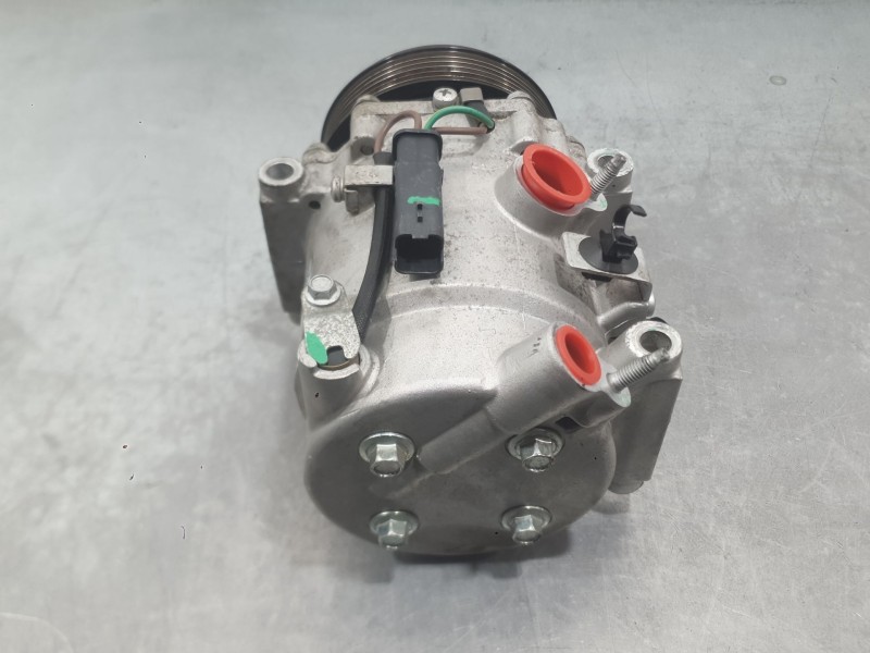 Recambio de compresor aire acondicionado para opel corsa f (p2jo) 1.2 (68) referencia OEM IAM 9827596080 9827596380 