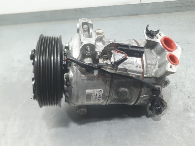 Recambio de compresor aire acondicionado para renault megane iv hatchback (b9a/m/n_) 1.2 tce 130 (b9mr) referencia OEM IAM 92600