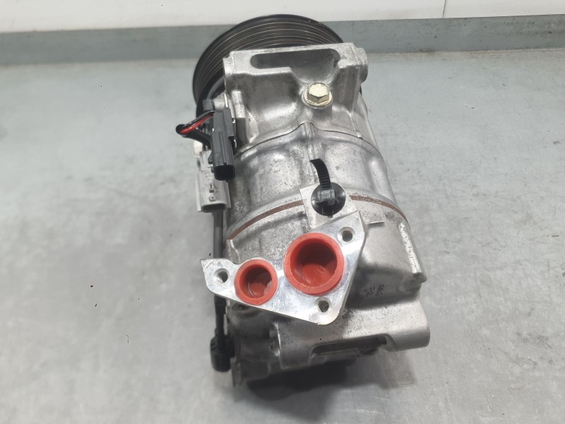 Recambio de compresor aire acondicionado para renault megane iv hatchback (b9a/m/n_) 1.2 tce 130 (b9mr) referencia OEM IAM 92600