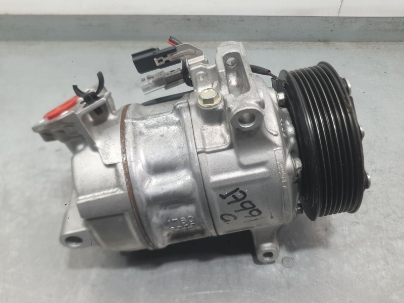 Recambio de compresor aire acondicionado para renault megane iv hatchback (b9a/m/n_) 1.2 tce 130 (b9mr) referencia OEM IAM 92600