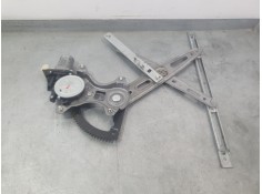 ELEVALUNAS DELANTERO DERECHO 824041J010 