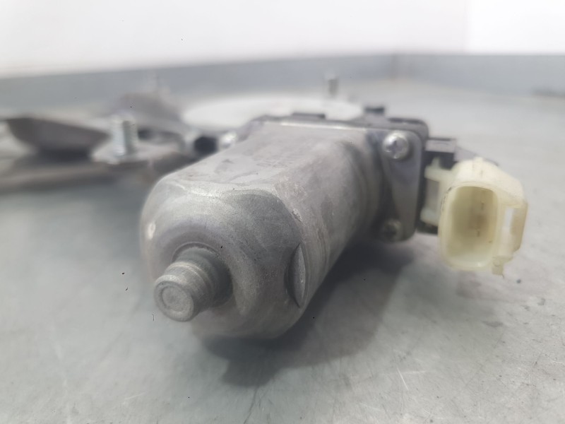 Recambio de elevalunas delantero derecho para hyundai i20 i (pb, pbt) 1.2 referencia OEM IAM 824041J010  