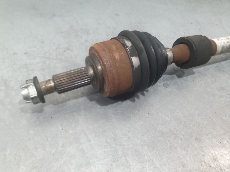Recambio de transmision delantera izquierda para renault megane iv hatchback (b9a/m/n_) 1.2 tce 130 (b9mr) referencia OEM IAM 39