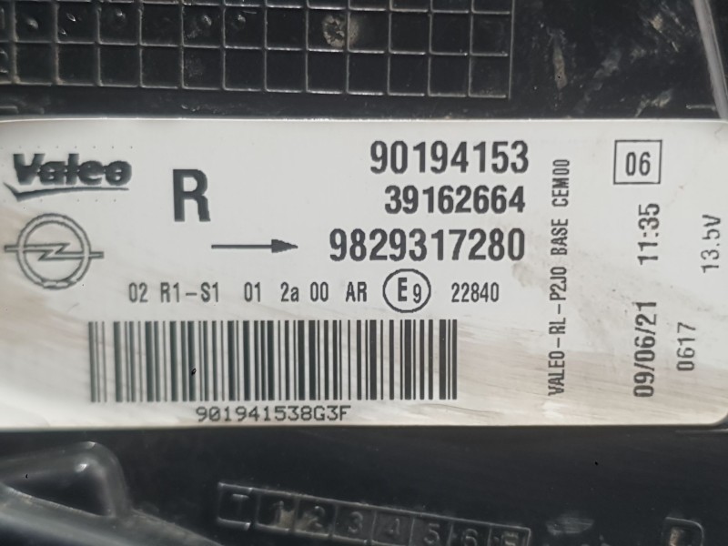 Recambio de piloto trasero derecho exterior para opel corsa f (p2jo) 1.2 (68) referencia OEM IAM 9829317280 90194153 VALEO