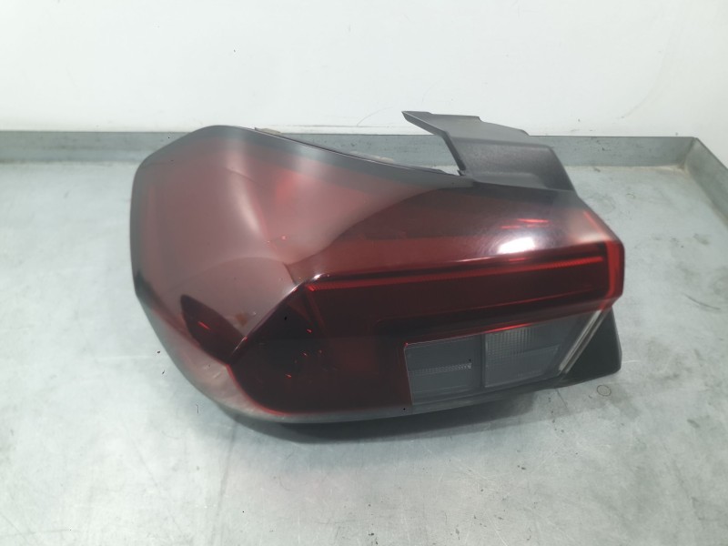 Recambio de piloto trasero izquierdo exterior para opel corsa f (p2jo) 1.2 (68) referencia OEM IAM 9829317380 90194151 VALEO