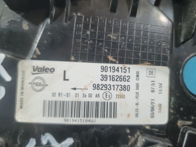 Recambio de piloto trasero izquierdo exterior para opel corsa f (p2jo) 1.2 (68) referencia OEM IAM 9829317380 90194151 VALEO