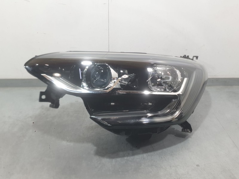 Recambio de faro izquierdo para renault megane iv hatchback (b9a/m/n_) 1.2 tce 130 (b9mr) referencia OEM IAM 260602792R 90060924