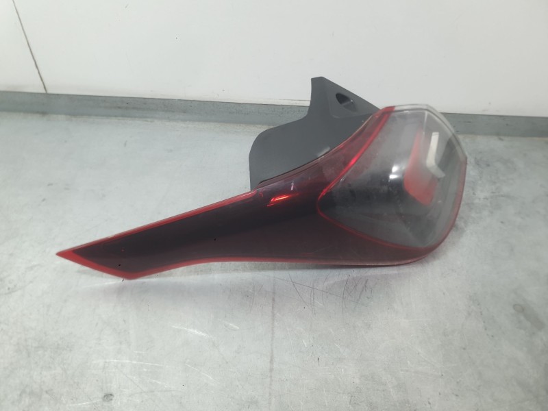 Recambio de piloto trasero izquierdo exterior para opel crossland x / crossland (p17, p2qo) 1.6 turbo d (75) referencia OEM IAM 