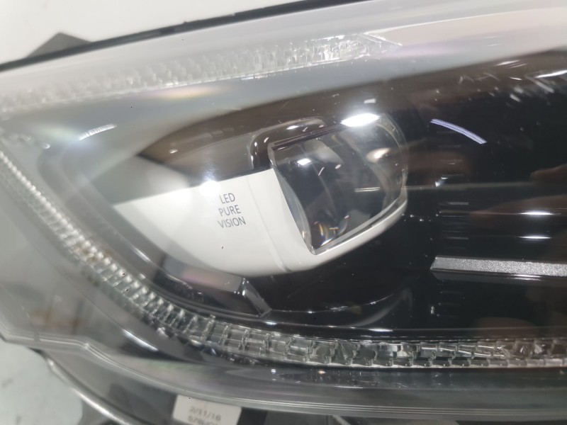 Recambio de faro derecho para renault espace v (jr_) 1.6 dci 130 referencia OEM IAM 260106403R  