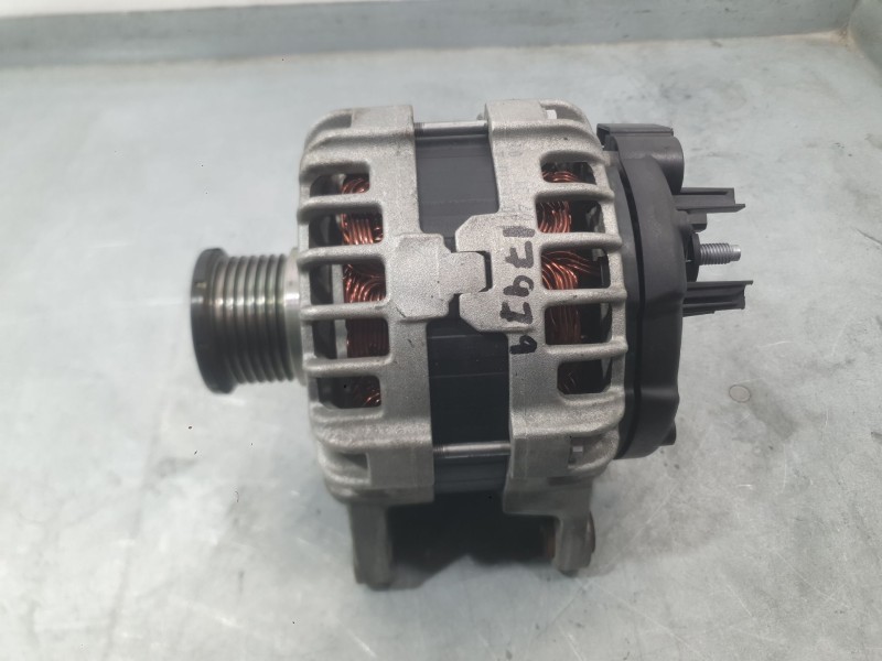Recambio de alternador para renault espace v (jr_) 1.6 dci 130 referencia OEM IAM 231004BE0B  