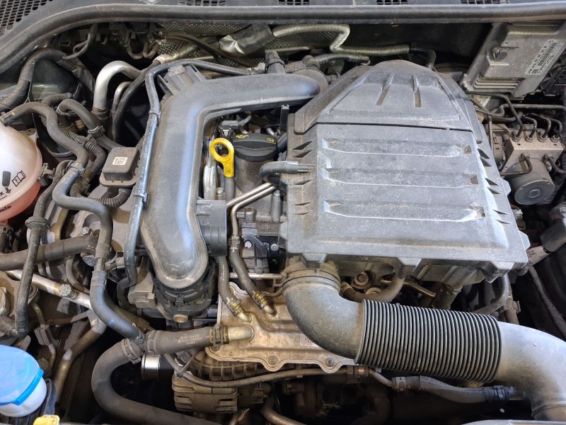 Recambio de motor completo para skoda fabia iii (nj3) 1.0 tsi referencia OEM IAM DKLD 04C100098K 