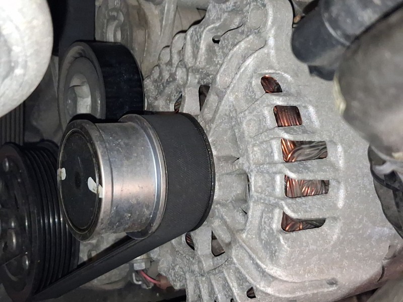 Recambio de alternador para skoda fabia iii (nj3) 1.0 tsi referencia OEM IAM 04E903015PX 04E903024Q 