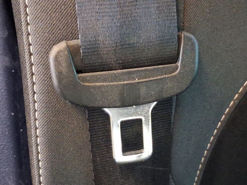 Recambio de cinturon seguridad trasero derecho para skoda fabia iii (nj3) 1.0 tsi referencia OEM IAM 5JH857447CRAA  