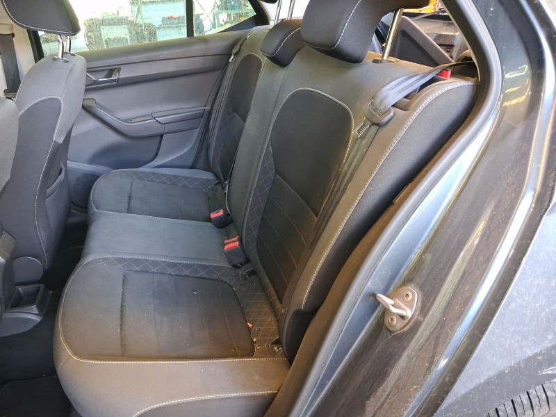 Recambio de asientos traseros para skoda fabia iii (nj3) 1.0 tsi referencia OEM IAM   