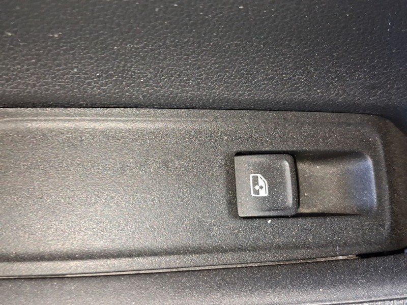 Recambio de mando elevalunas trasero izquierdo para skoda fabia iii (nj3) 1.0 tsi referencia OEM IAM 5JA959855WHS  