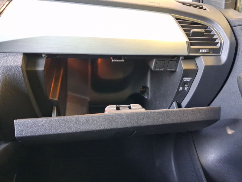 Recambio de guantera para skoda fabia iii (nj3) 1.0 tsi referencia OEM IAM 6V18571219B9  