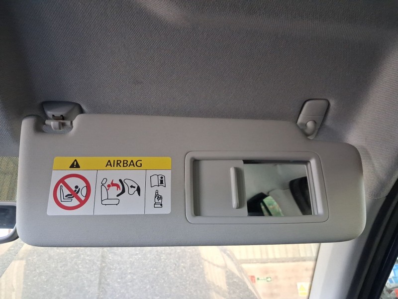 Recambio de parasol derecho para skoda fabia iii (nj3) 1.0 tsi referencia OEM IAM 5G0857552DB2F4  