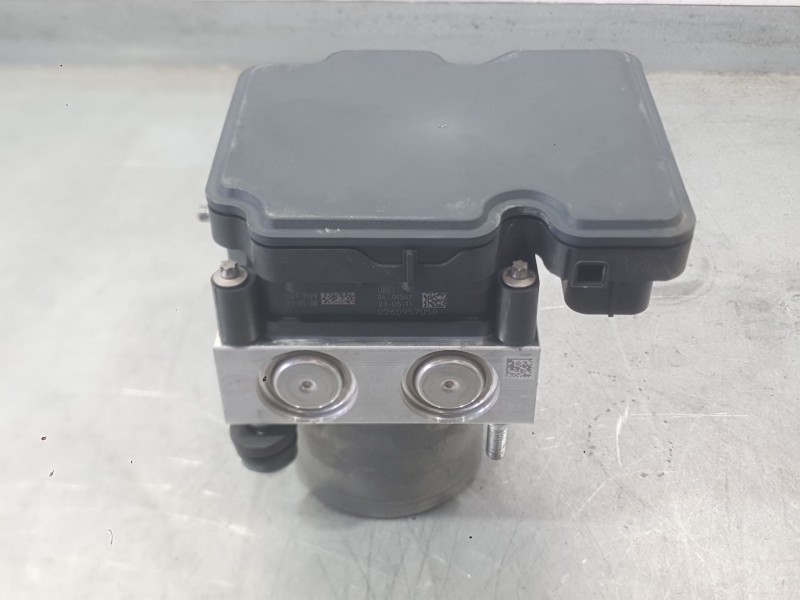 Recambio de abs para citroën jumpy iii furgoneta (v_) 1.5 bluehdi 100 referencia OEM IAM 1618104380  
