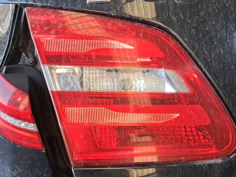 Recambio de piloto trasero izquierdo interior para mercedes-benz clase b sports tourer (w246, w242) b 180 cdi (246.200) referenc