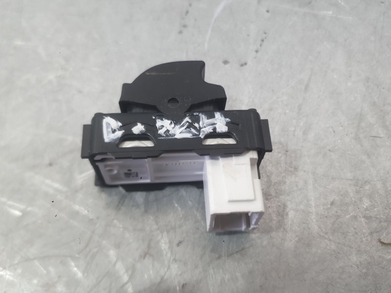 Recambio de mando elevalunas delantero derecho para citroën jumpy iii furgoneta (v_) 1.5 bluehdi 100 referencia OEM IAM 96762292