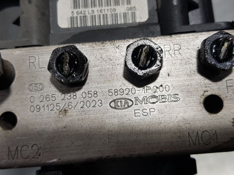 Recambio de abs para kia venga basic referencia OEM IAM 589201P200 0265238058 BOSCH