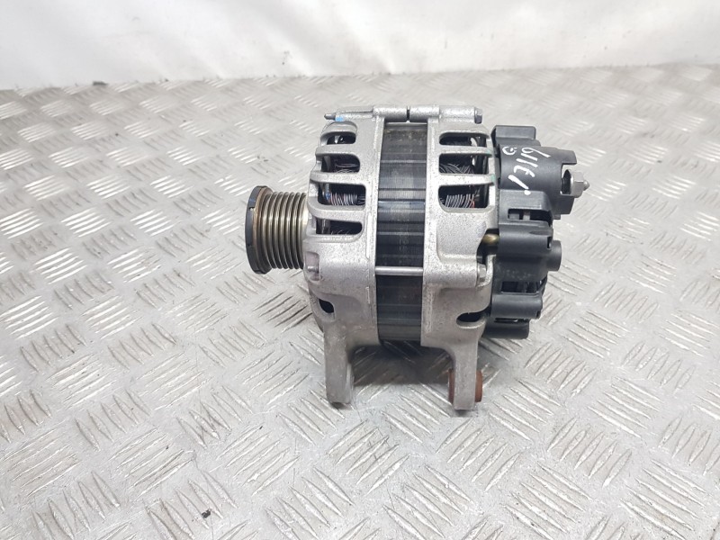 Recambio de alternador para renault captur i (j5_, h5_) 1.2 tce 120 referencia OEM IAM 231006677R VALEO TG12S272